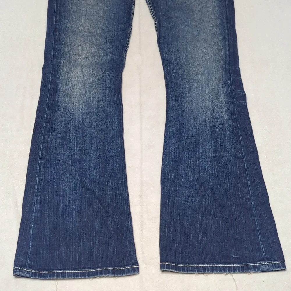 BKE Sabrina Bootcut Stretch Women's Distressed Embellished Jeans Size 28 - Picture 4 of 8
